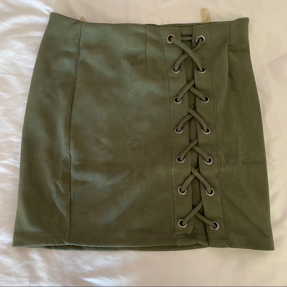 Windsor Olive Suede Lace Up Mini Bodycon Skirt - Picture 3 of 3